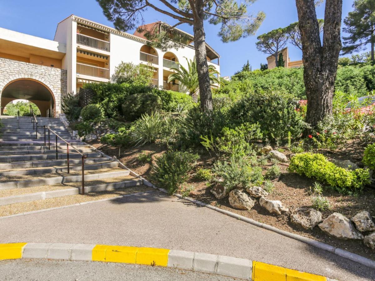 Apartment Le Domaine De La Gaillarde-17 By Interhome Les Issambres Dış mekan fotoğraf