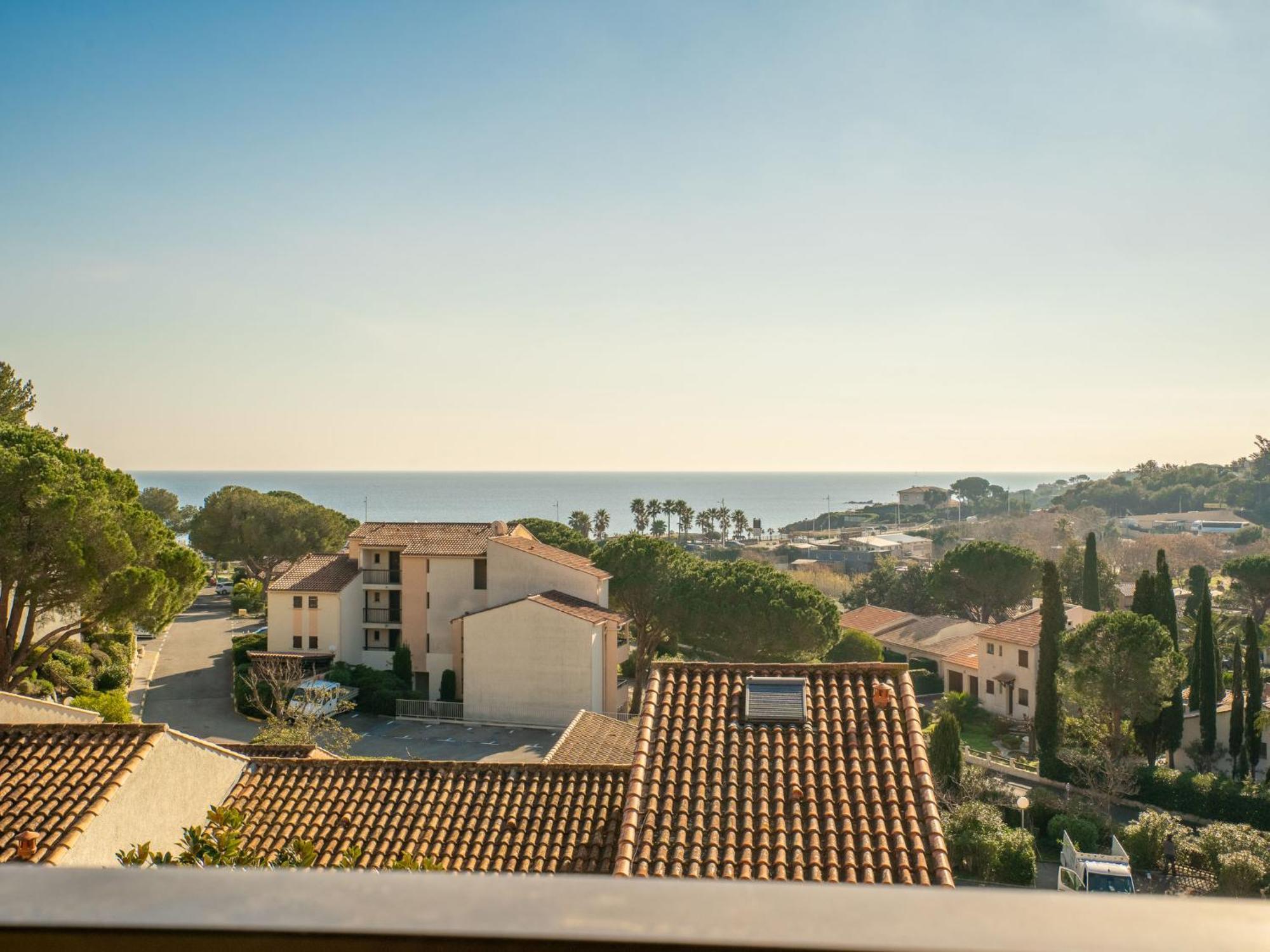 Apartment Le Domaine De La Gaillarde-17 By Interhome Les Issambres Dış mekan fotoğraf